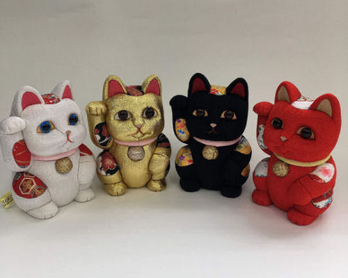 Maneki-neko Lucky Cat Large Kimekomi Doll
