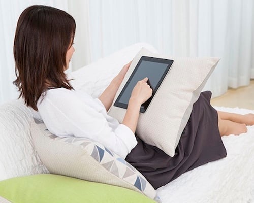 Tomaru Cushion Cover for Tablets