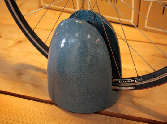 Shigaraki Pottery Designer Bicycle Stand