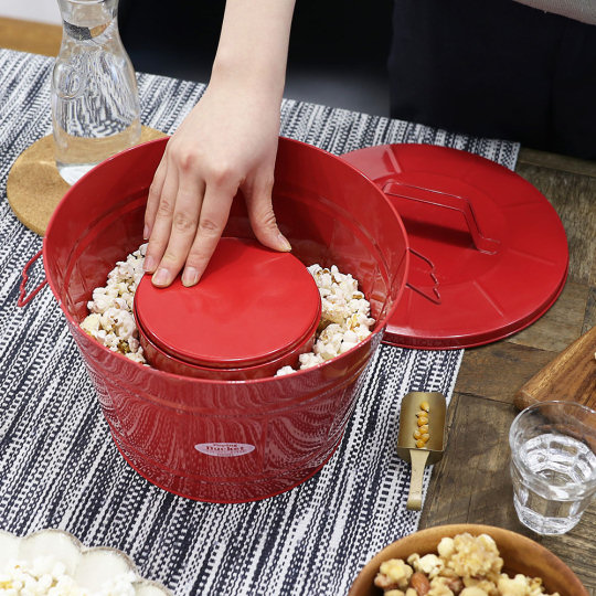 Popping Bucket for Making Popcorn