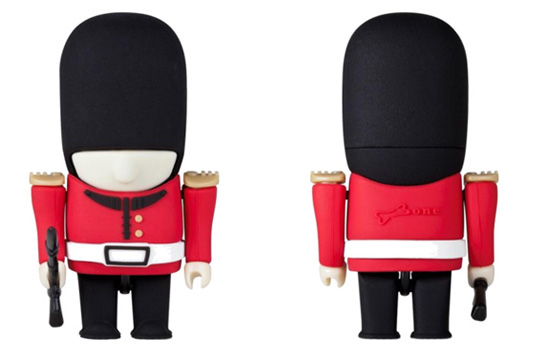 Queen's Guard Driver USB Memory Stick - Buckingham Palace soldier 4GB 8GB dongle - Japan Trend Shop
