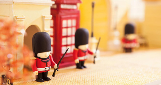 Queen's Guard Driver USB Memory Stick - Buckingham Palace soldier 4GB 8GB dongle - Japan Trend Shop