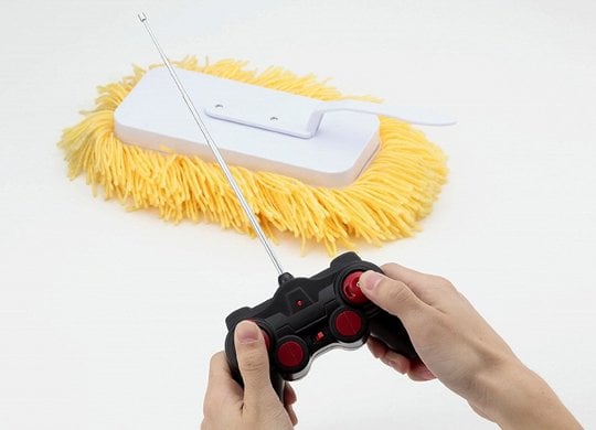 RC Sugoi Mop - Remote radio control cleaning brush by Kyosho - Japan Trend Shop