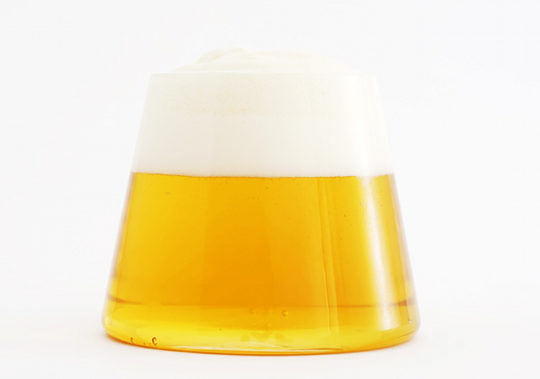 kreativer Berg Fuji-Glas-Fujiyama-Whiskyfelsen-Bierkrug mit hölzerner 