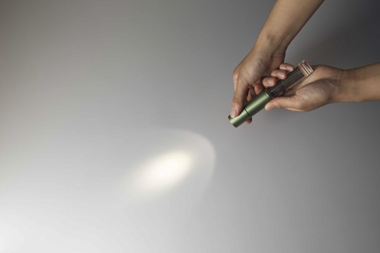 Sphelar Stick Flashlight - Designer solar power torch - Japan Trend Shop