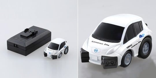 Choro-Q Q-Eyes QE-01 Nissan Leaf - Electric vehicle RC car with autonomous drive, obstacle sensors - Japan Trend Shop