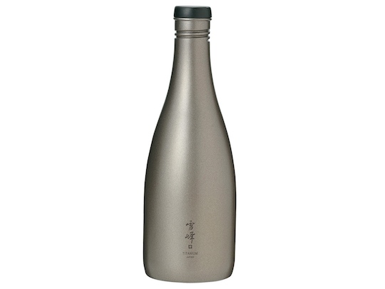 Snow Peak Titanium Sake Bottle - Outdoor Japanese rice wine container - Japan Trend Shop