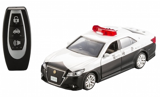 Toyota Crown Japanese Police Patrol Car Pullback Toy - CCP PiPiT Key series with sound effects - Japan Trend Shop