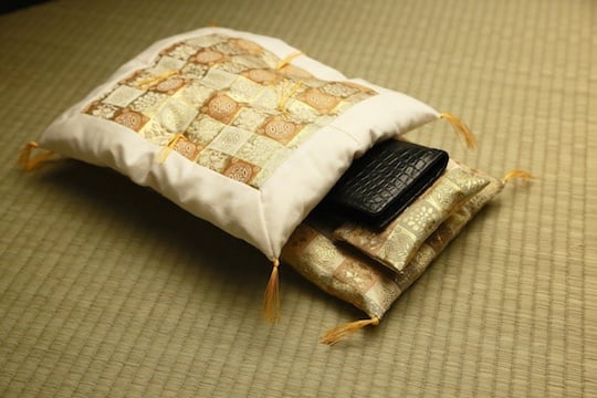 Saifuton Wallet Futon - Blessed by centuries-old Shinto shrine - Japan Trend Shop