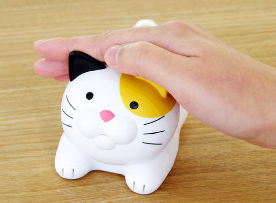 Nyankei Speaking Cat Thermometer - Animal-shaped talking temperature monitor - Japan Trend Shop