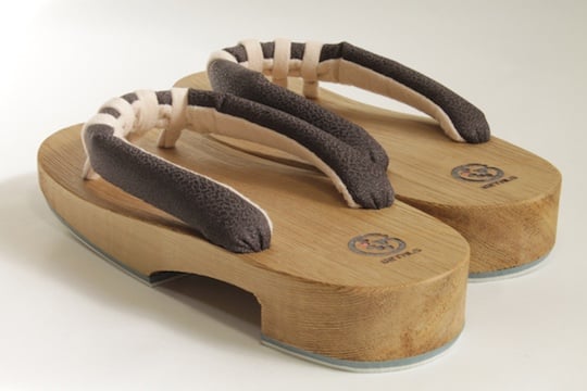 Getals Designer Japanese Clogs - Modern update on Japanese geta footwear - Japan Trend Shop