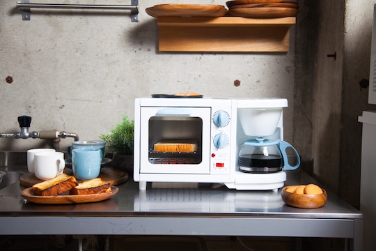 Three-in-One Breakfast Station Coffee Maker, Toaster, Griddle - Make coffee, toast, fried eggs - Japan Trend Shop