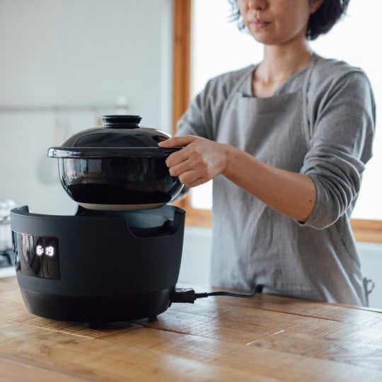 Kamadosan Denki Pot Earthenware Rice Cooker - Handcrafted Iga ware pottery crock for rice - Japan Trend Shop