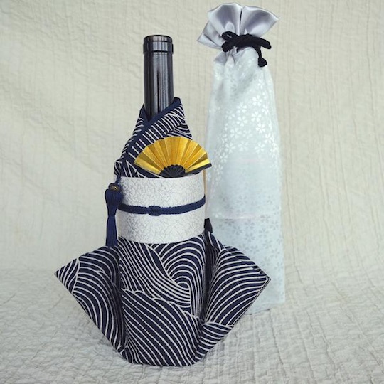 Kimono Wine Bottle Cover Modern Waves - Beverage bottle decoration - Japan Trend Shop
