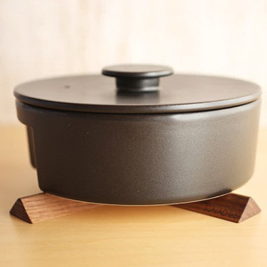 House Wooden Pot Stand - Fold-up holder for coffee pots, cooking utensils - Japan Trend Shop