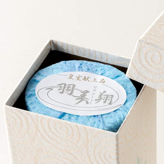 Hanebisho Imperial Household Luxury Toilet Paper (3-Roll Pack) - Handmade, traditional butterfly design - Japan Trend Shop