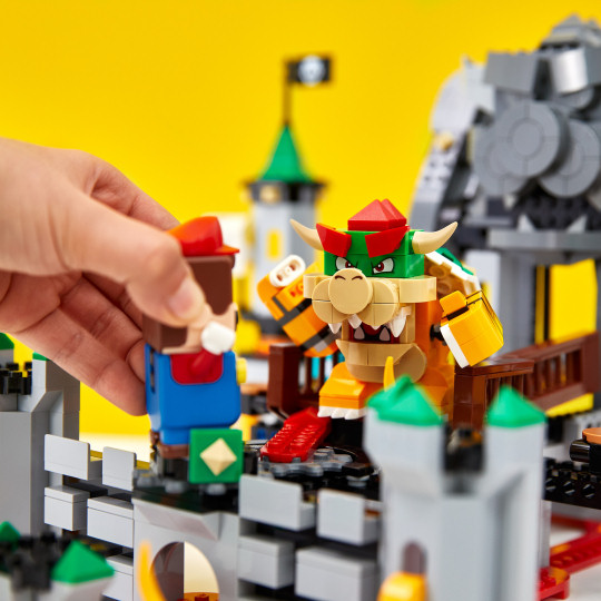 Lego Super Mario Bowser's Castle Boss Battle - Lego Adventures with Mario expansion set - Japan Trend Shop