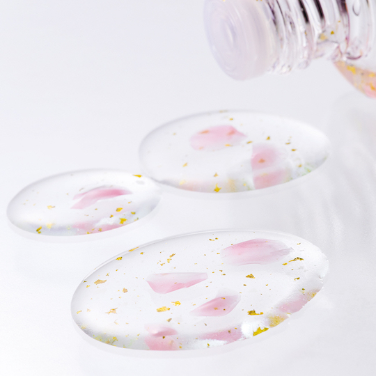Kinka Gold Nano Lotion Sakura - Petal-shaped gel facial beauty treatment - Japan Trend Shop