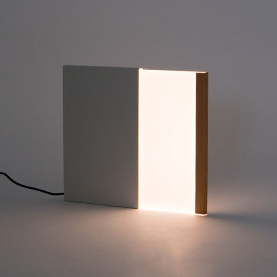 Night Book Light - Book-shaped nightstand lamp - Japan Trend Shop