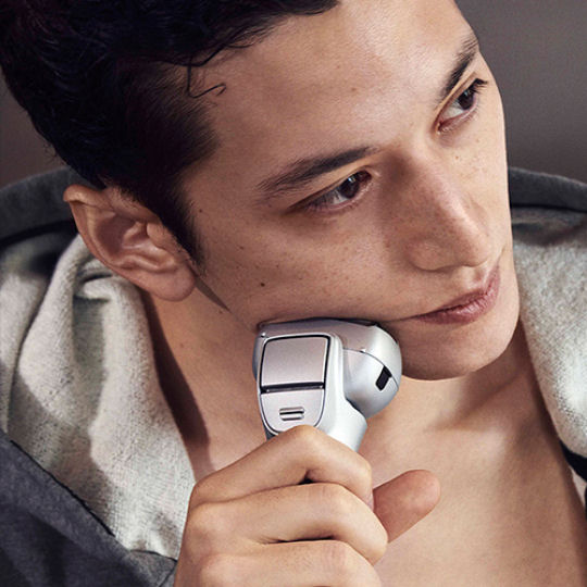 Panasonic Lamdash Skincare Triple-Blade Shaver ES-MT21-H - Face care electric razor - Japan Trend Shop