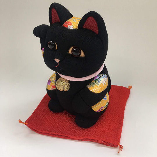 Maneki-neko Lucky Cat Large Kimekomi Doll - Traditional craft beckoning cat talisman - Japan Trend Shop