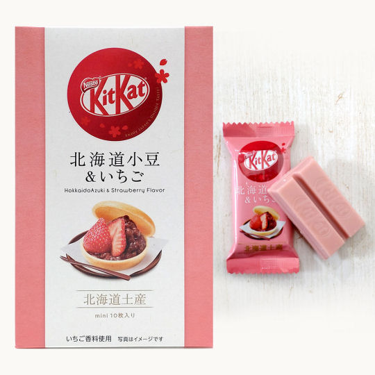 Kit Kat Mini Hokkaido Azuki Bean and Strawberry (6 Pack)