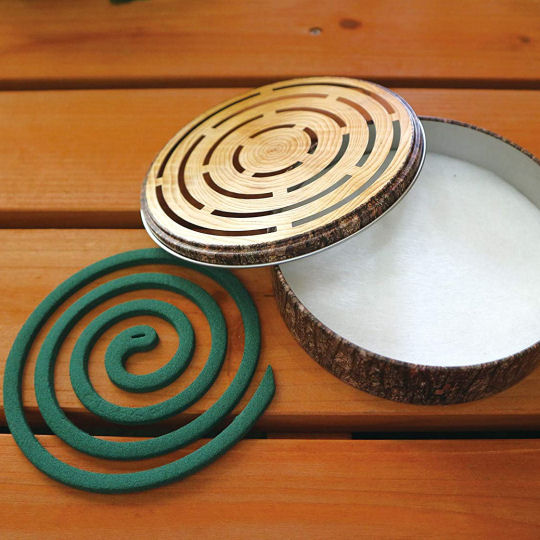 Tree Stump Mosquito Coil Can - Wood-themed insect repellent holder - Japan Trend Shop