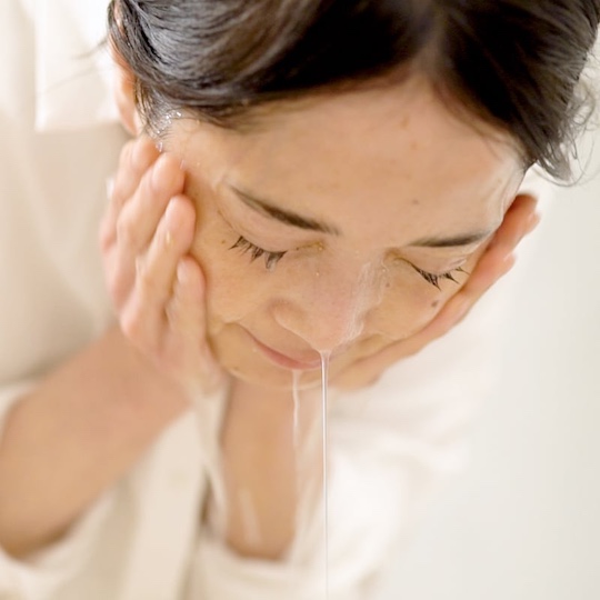 Minnade Miraio Rice Bran Enzyme Body Wash - Rice and wheat bran-based skin cleansing - Japan Trend Shop