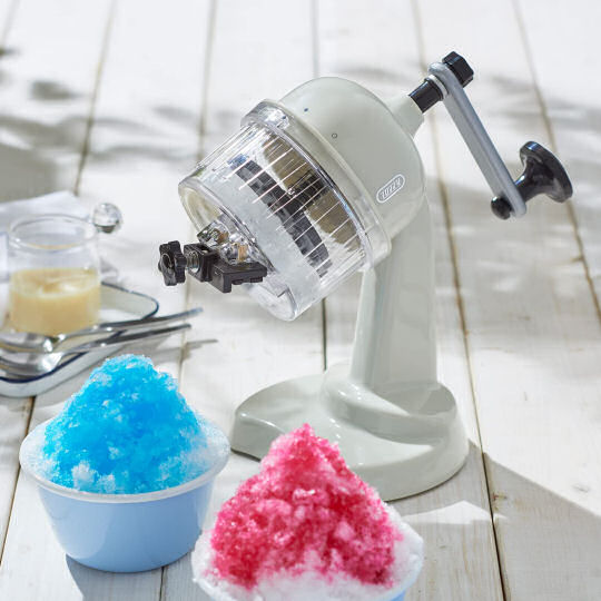 Toffy Compact Fluffy Ice Shaver - Easy-to-use kakigori shaved ice maker - Japan Trend Shop