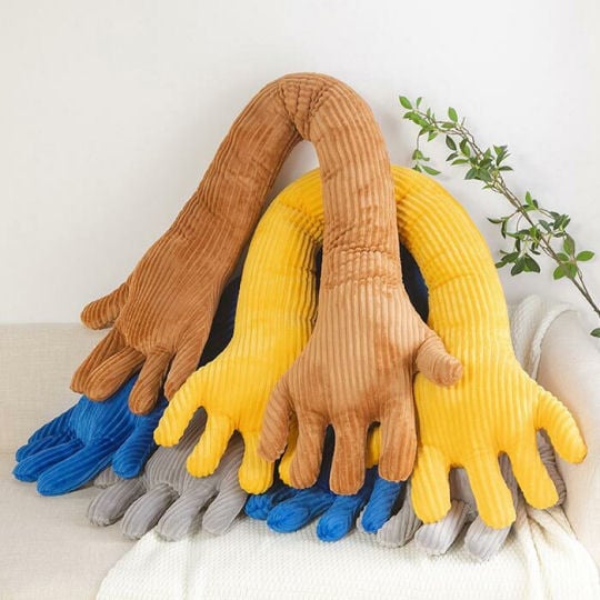 Hugging Hands Pillow - Hand-shaped cushion for relaxation - Japan Trend Shop