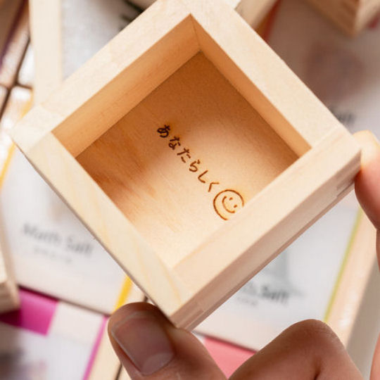 Math Salt Sakura Bath Salts - Cherry blossom bath salts in traditional wooden container - Japan Trend Shop