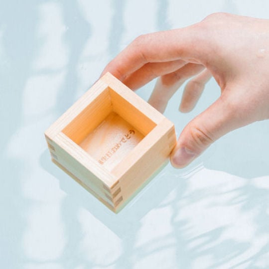 Math Salt Yuzu Bath Salts - Citrus bath salts in traditional sake wooden container - Japan Trend Shop