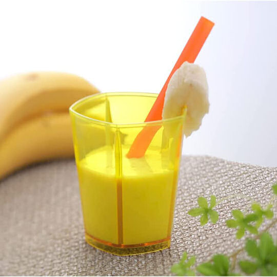 Mitsuboshi Sweets Banana Juice Maker - Hand-powered toy blender for fruit smoothies - Japan Trend Shop