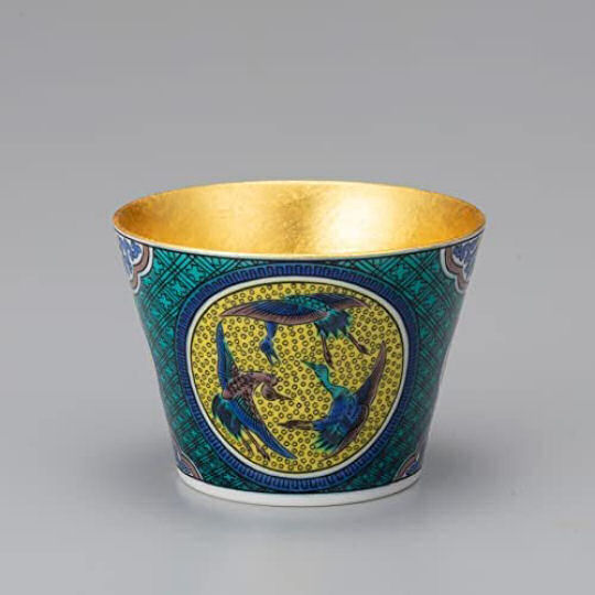 Hakuichi Kutani Porcelain Gold Leaf Yoshidaya Cup - Traditional Ishikawa Prefecture gold foil drinkware - Japan Trend Shop