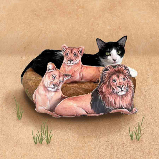 King of Beasts Cat Bed - Lion-theme feline bolster bed - Japan Trend Shop