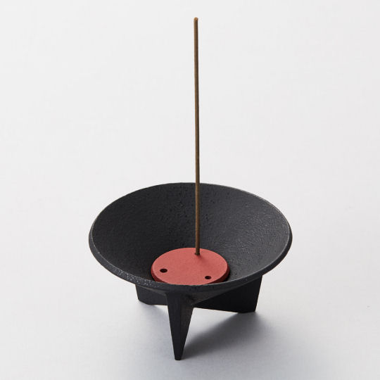 Nippon Kodo Marugata Kohai Incense Stand - Traditional ironwork incense base - Japan Trend Shop