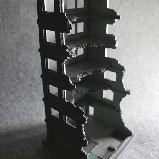 Tomytec Diocolle Combat Series Diorama DCM02 Destroyed Building